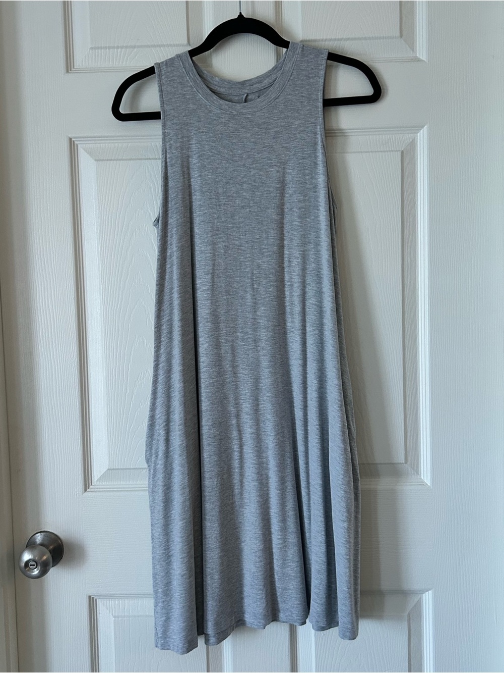 Time and Tru Gray Sleeveless Swing Dress with Pockets Crew Neck Women's Size M